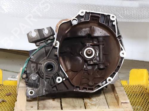 Used Gearbox Gearbox LANCIA YPSILON (843_) 1.3 D Multijet (843.AXF11, 843.AXF1A, 843.AXM11,... (75 hp) 33233954 33233954