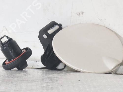 fuel-flap-fiat-500-312_-2007-33234007 main image