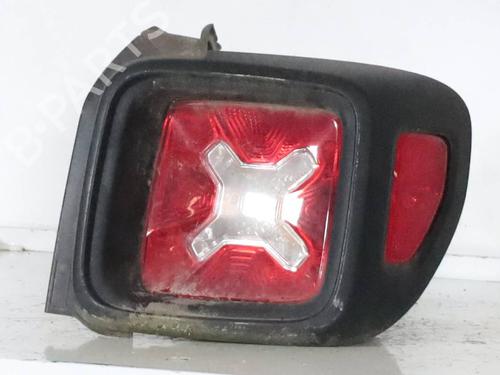 right-taillight-jeep-renegade-suv-bu-b1-bv-2014-26581574 main image