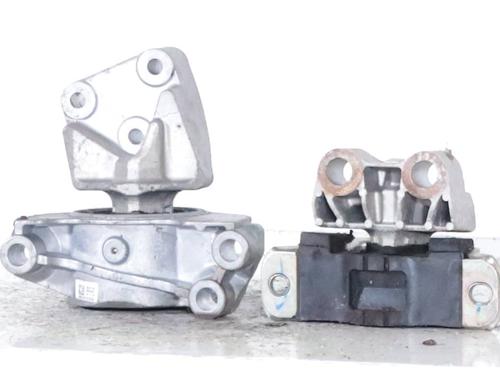 Used Engine mount FIAT FIORINO Box Body/MPV (225_) 1.3 D Multijet (225BXD1A, 225BXB1A, 225BXB11) (75 hp) 29826399