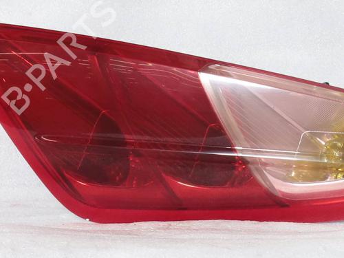 right-taillight-fiat-grande-punto-199_-2005-36404261 main image