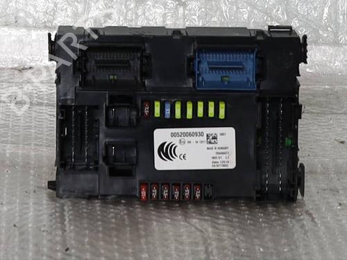 Used Fuse box Fuse box FIAT 500X (334_) 2.0 D Multijet 4x4 (334AXB22, 334AXD2B) (140 hp) 39526099 39526099