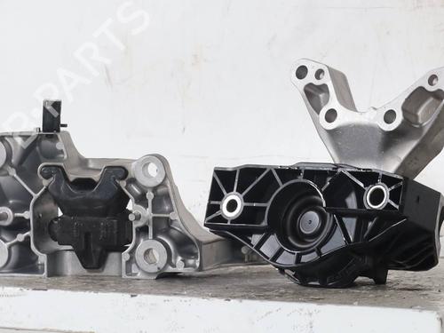 engine-mount-jeep-avenger-j2-2022-33284151 main image