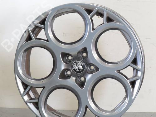 rim-alfa-romeo-tonale-965_-2022-30930942 main image