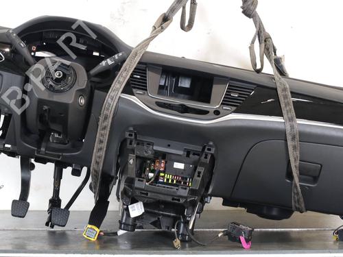 Used Dashboard Dashboard OPEL ASTRA K (B16) 1.5 CRDI (68) (105 hp) 39944353 39944353