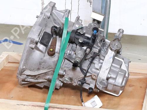 gearbox-fiat-tipo-saloon-356_-357_-2015-37258795 main image