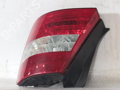 Used Right taillight Right taillight FIAT STILO (192_) 1.9 JTD (192_XE1A) (115 hp) 33976260 33976260