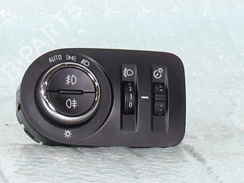 Used Headlight switch Headlight switch 39022405 39022405