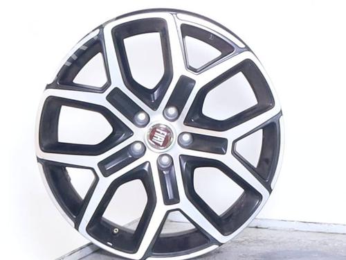 rim-fiat-tipo-saloon-356_-357_-2015-37258781 main image