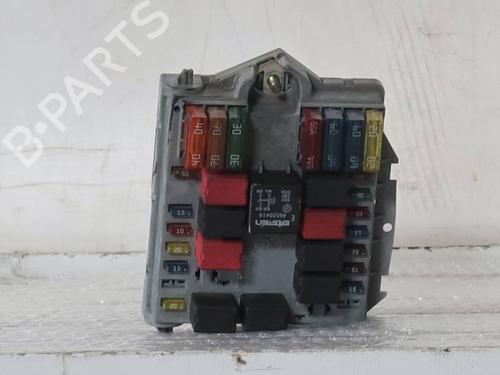 Used Fuse box Fuse box FIAT PUNTO (188_) 1.3 JTD 16V (70 hp) 33284739 33284739