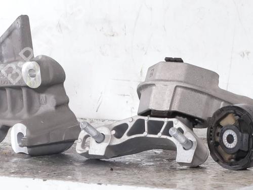 Used Engine mount Engine mount FIAT GRANDE PANDA (328) EV (328) (113 hp) 34274520 34274520