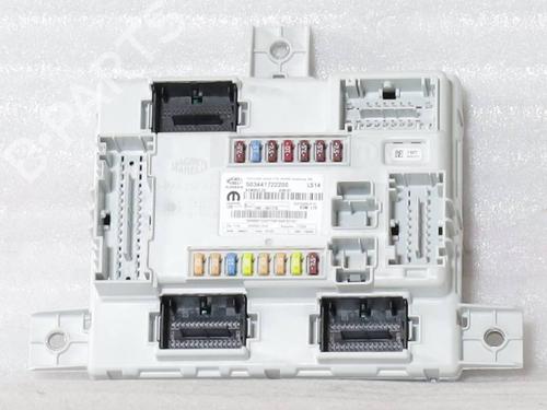 Used Fuse box Fuse box 38590151 38590151