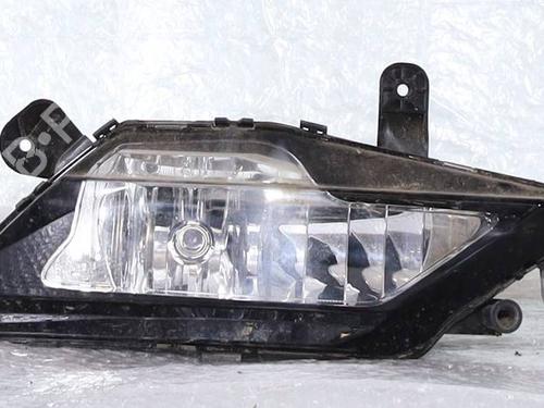 Used Right front fog light Right front fog light 39262195 39262195