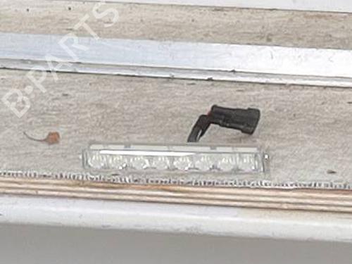 Used Right daytime light Right daytime light FIAT PANDA (312_, 319_) 1.0 Mild Hybrid (71 hp) 33050969 33050969