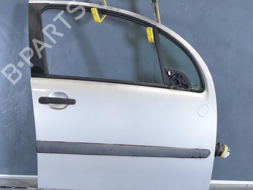 Used Right front door Right front door 32029130 32029130