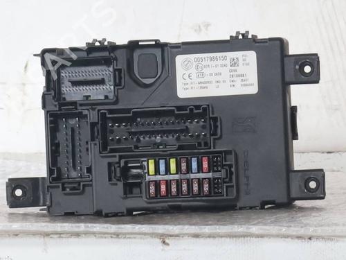Used Fuse box Fuse box FIAT GRANDE PUNTO (199_) 1.3 D Multijet (75 hp) 33284977 33284977
