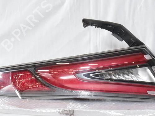 left-taillight-alfa-romeo-giulia-952_-2015-37231257 main image