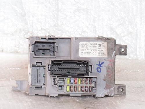 fuse-box-fiat-500-312_-2007-40117356 main image