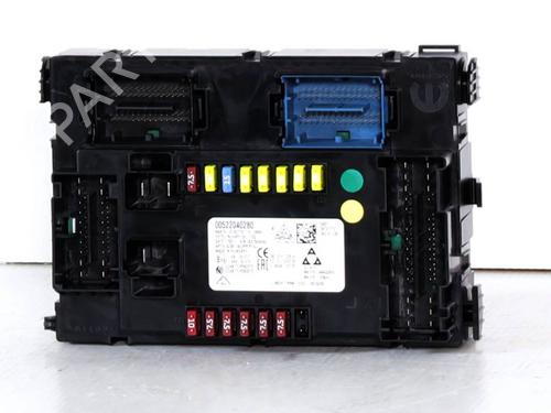Used Fuse box FIAT 500X (334_) 1.3 (334.AXR11) (150 hp) 28429620