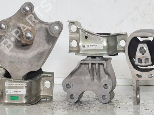 Used Engine mount Engine mount FIAT DUCATO Van (250_) 140 Multijet 2,2 D (140 hp) 30662437 30662437