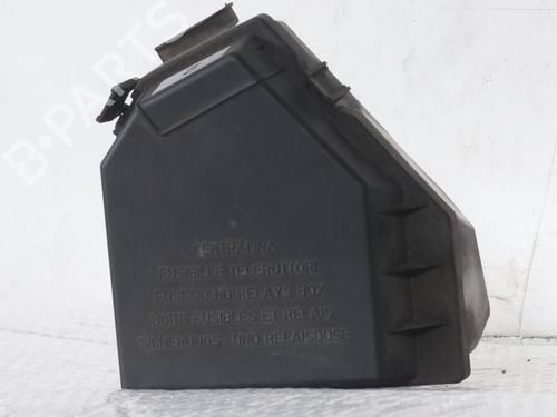 Used Fuse box Fuse box LANCIA YPSILON (843_) 1.2 (843.AXA1A) (60 hp) 33401266 33401266