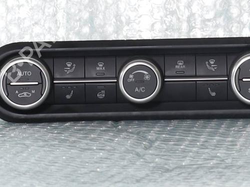 Used Climate control Climate control 38770211 38770211