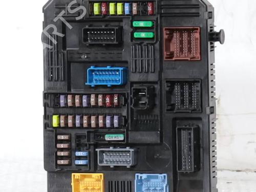 Used Fuse box Fuse box ABARTH 600e (365) TURISMO (238 hp) 33951471 33951471