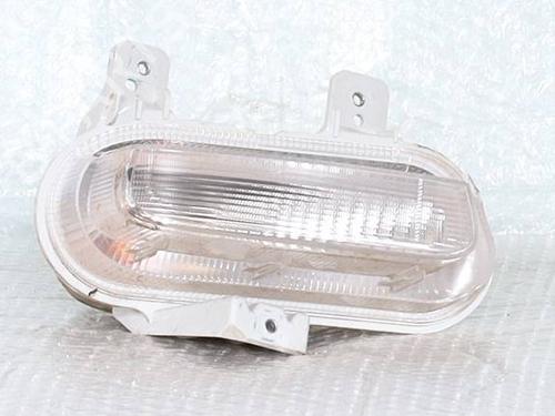 Used Left daytime light Left daytime light 39262098 39262098