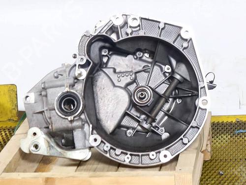 Used Gearbox FIAT PANDA (312_, 319_) 1.0 Mild Hybrid (312.PYD1B) (69 hp) 31647701