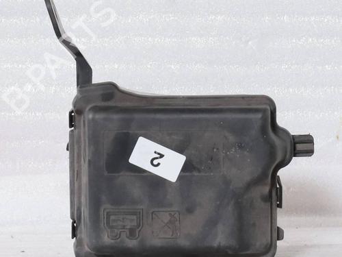 Used Fuse box Fuse box 36835579 36835579