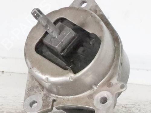 Used Engine mount Engine mount ALFA ROMEO GIULIA (952_) 2.2 D (952AFA25, 952AFM25, 952ALA25) (180 hp) 26709813 26709813