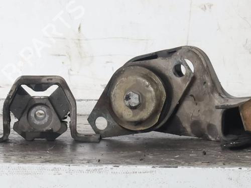 Used Engine mount Engine mount FIAT SEICENTO / 600 (187_) 1.1 (187AXB, 187AXB1A, 187AXC1A02) (54 hp) 33616258 33616258