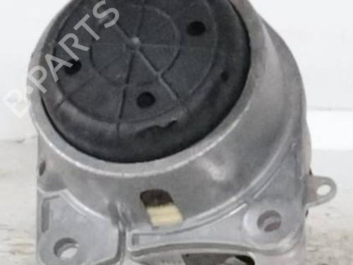 Used Engine mount Engine mount ALFA ROMEO GIULIA (952_) 2.2 D (952AFA25, 952AFM25, 952ALA25) (180 hp) 26309732 26309732