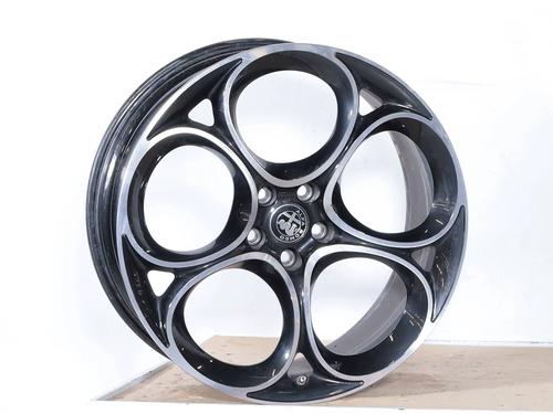 Used Rim ALFA ROMEO STELVIO (949_) 2.0 Q4 (949.AXA2A) (280 hp) 30111523