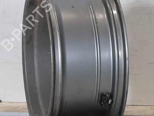 rim-alfa-romeo-giulia-952_-2015-26887882 main image