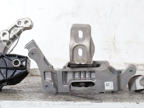 engine-mount-jeep-avenger-j2-2022-34646440 main image