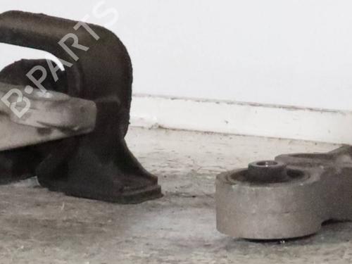 Used Engine mount Engine mount OPEL MERIVA A MPV (X03) 1.4 16V Twinport (E75) (90 hp) 29530161 29530161