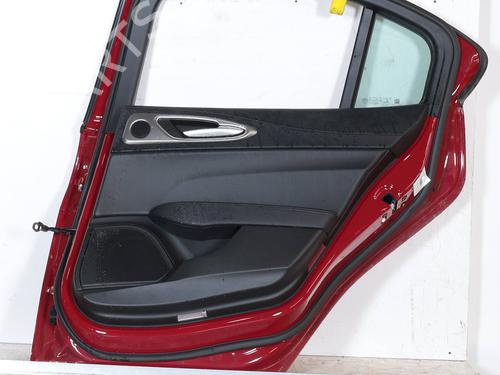 right-rear-door-alfa-romeo-giulia-952_-2015-23103980 main image