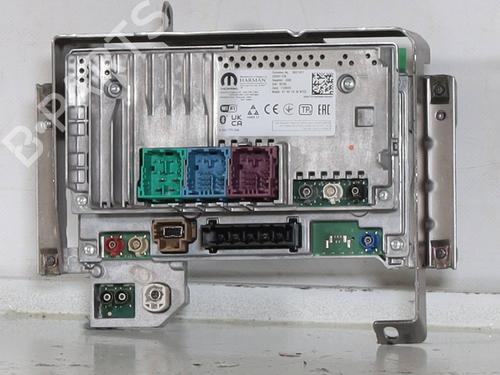 radio-alfa-romeo-tonale-965_-2022-29453833 main image