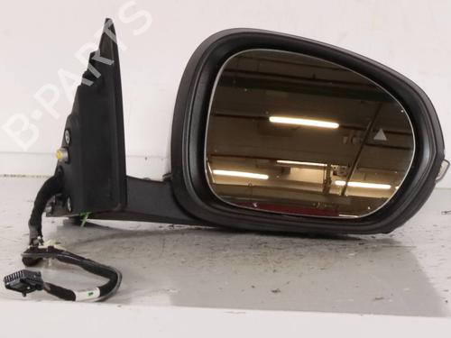 right-mirror-alfa-romeo-tonale-965_-2022-29331476 main image
