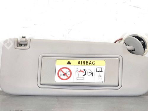 Høyre solskjerm Høyre solskjerm OPEL ASTRA K (B16) 1.5 CRDI (68) (105 hp) 39667708 39667708