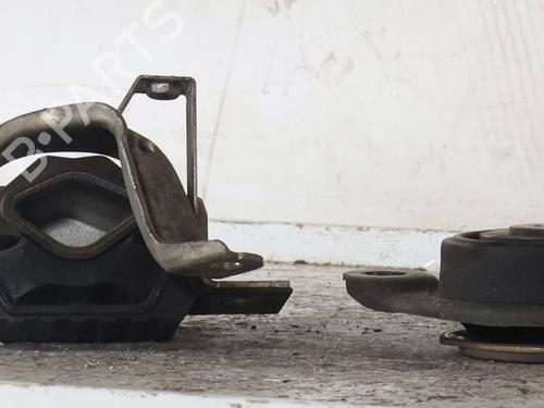 Used Engine mount Engine mount FIAT PANDA (169_) 1.2 (169.AXB11, 169.AXB1A) (60 hp) 33055894 33055894