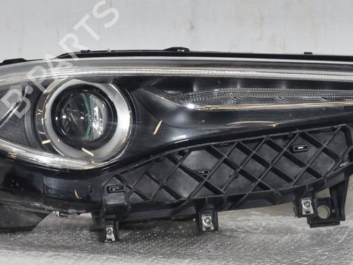 Used Right headlight Right headlight ALFA ROMEO STELVIO (949_) 2.9 Q4 (949.AXG2A, 949.AXH2A, 949.AXS2A) (510 hp) 33283542 33283542