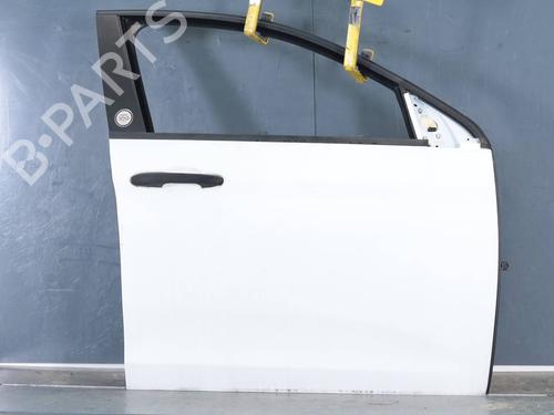 Used Right front door Right front door 37875088 37875088