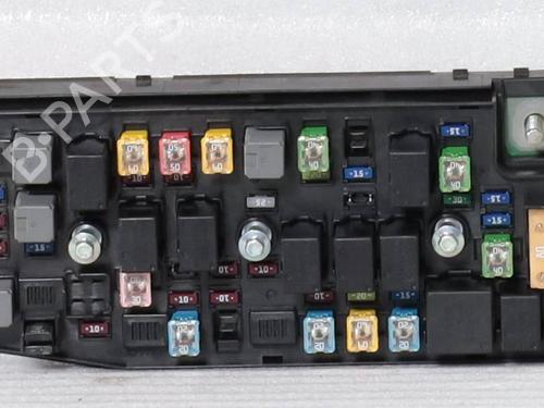 Used Fuse box Fuse box 36835462 36835462