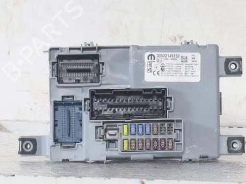 fuse-box-fiat-500-312_-2007-33283838 main image