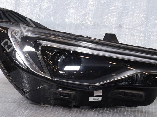 right-headlight-opel-grandland-grandland-x-a18-p1uo-2017-39581637 main image