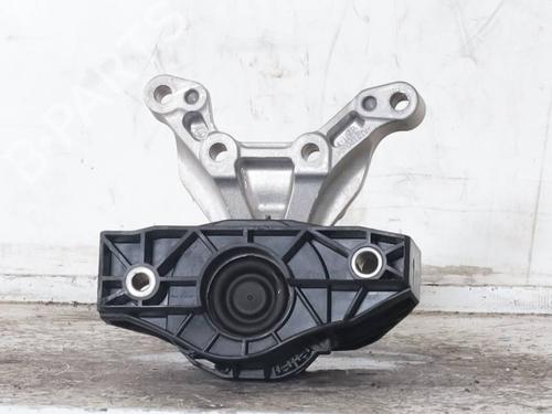 Used Engine mount Engine mount FIAT 600e / 600 (365_, 364_) Mild Hybrid (136 hp) 36217829 36217829