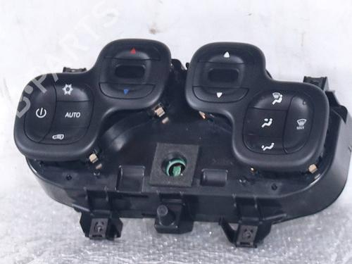 climate-control-fiat-panda-312_-319_-2012-31135785 main image