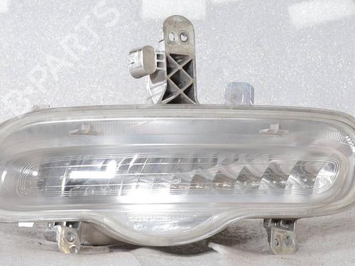 Used Left daytime light Left daytime light 37603309 37603309